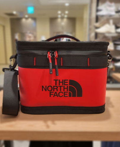 New THE NORTH FACE INSULATED CAMP CROSS BAG SMALL RED NN2PP11B UNISEX TAKSE - 第 1/4 張圖片