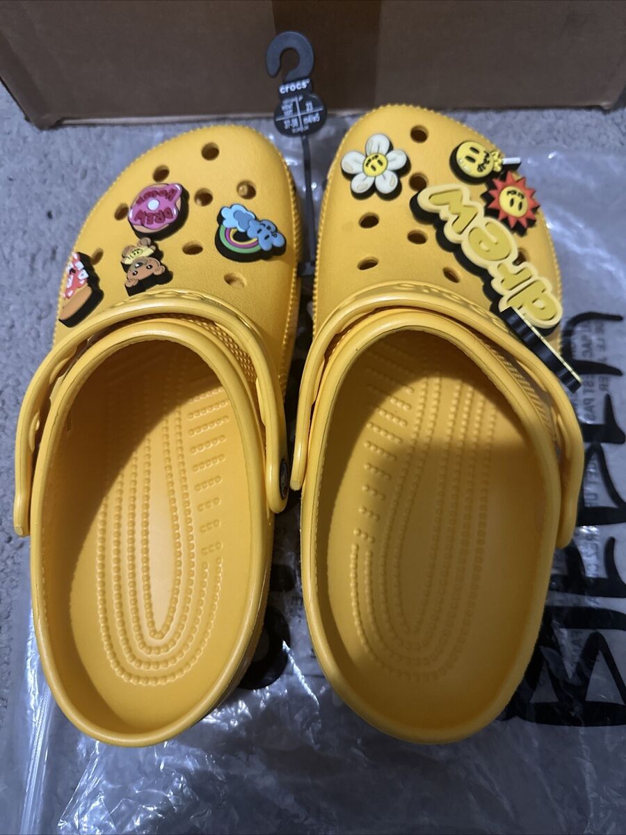Crocs x Justin Bieber x Drew House Yellow Classic Clog Shoe Crocs x Justin Bieber x Drew House Yellow Classic Clog Shoe