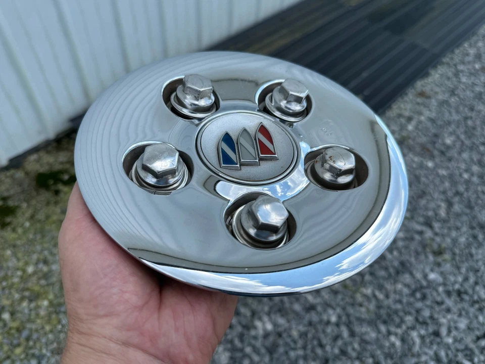 BUICK PARK AVENUE TAPA CENTRAL RUEDA OEM ACABADO CROMADO 2000-2004 9593519 Foto 2 de 4