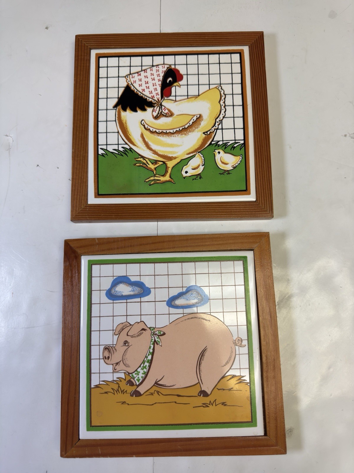 Vintage Farmhouse Hen & Pig Ceramic Wall Art Set 7x7 Country Kitchen