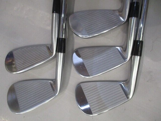 Mizuno Pro 520 Irons #6-9.P(5Clubs)/NSPRO950GH/Flex:S/Iron