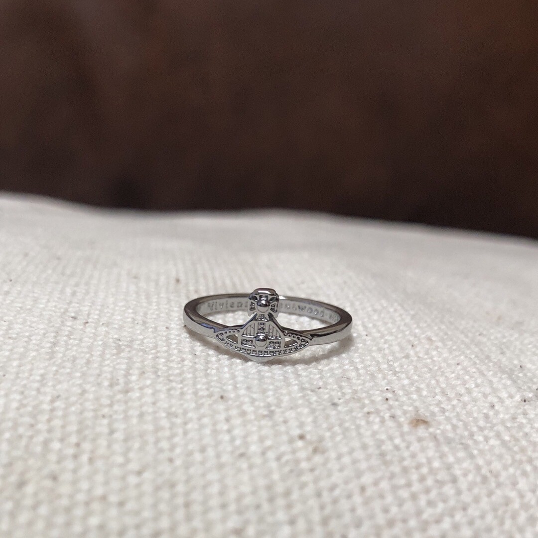Vivienne Westwood Oslo Ring Silver | eBay Vivienne Westwood Oslo Ring Silver | eBay