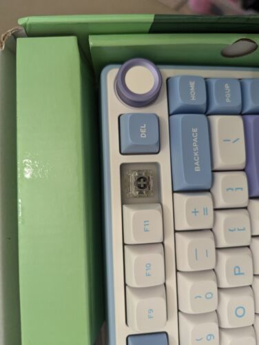 RK ROYAL KLUDGE R75 Mechanical Keyboard Premium - Silver Switch Pro, purple - Picture 3 of 5