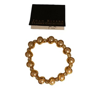 Authentic SIGNED JOAN RIVERS GOLD PLATED CRYSTAL RHINESTONE PAVE BRACELET !