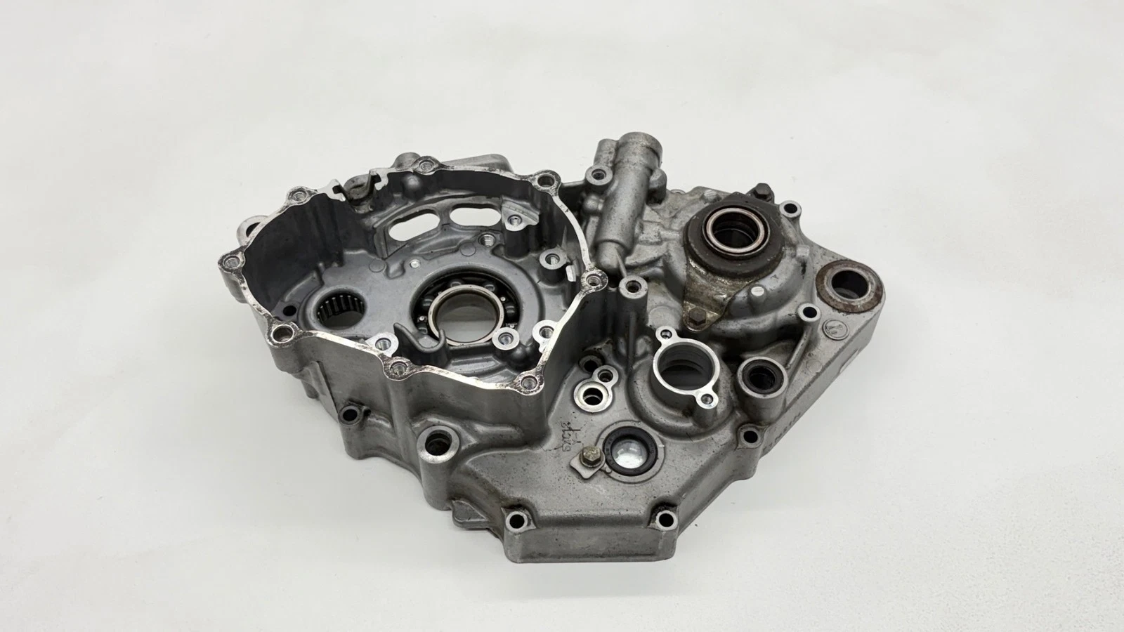 07-08 Yamaha YZ250F OEM Left Side Engine Case Crankcase Cover MX 5XC-15150-20-YX