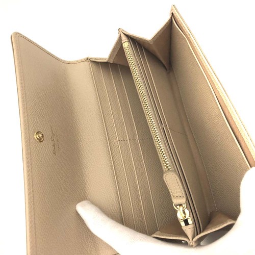 Salvatore Ferragamo Vara Ribbon Leather Long Bifold Wallet Beige/6BH0111 - Picture 6 of 8