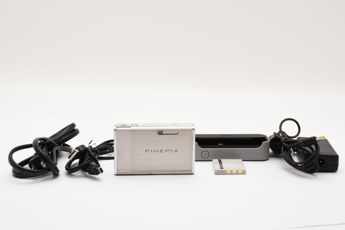 Fujifilm FinePix Z Series Z1 5.1MP Digital Camera - Silver