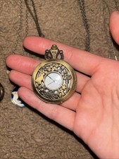 Hot Topic Alice In Wonderland Pocket Watch Necklace