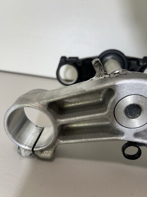 03 04 KAWASAKI NINJA ZX6R ZX636 FRONT FORKS CLAMP LOWER UPPER