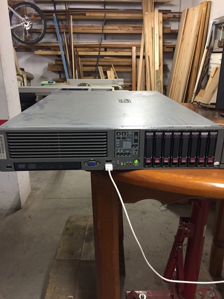HP ProLiant DL380 G5 2x Quad-Core X5460 3.16Ghz 32GB RAM 2U 8x146 GB SAS. Server