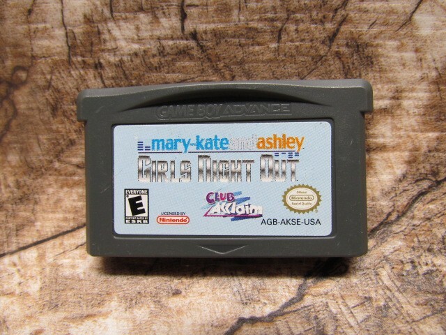 Game Boy Advance Mary-Kate and Ashley Girls Night Out