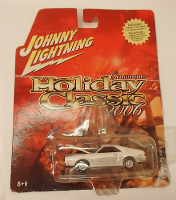 Johnny Lightning 2006 Holiday Classic Christmas Ornament White 1968 AMC AMX  F5