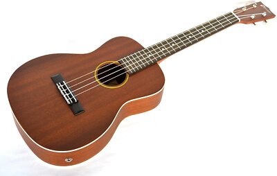 Bariton Ukulele Electro Acoustic in atemberaubender Satinausführung von Clearwater 