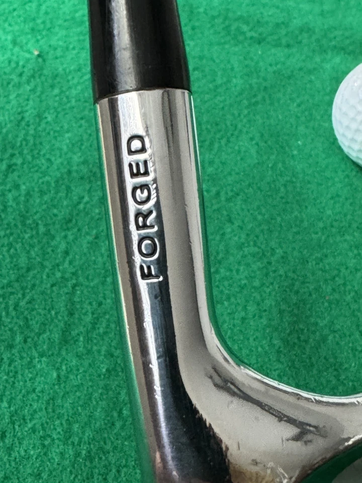 Cuña forjada Ben Hogan Apex Edge Pro 60* Foto 2 de 4