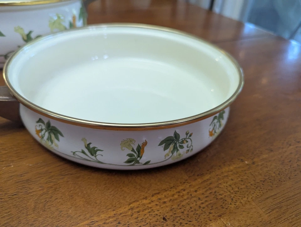 ASTA German Floral Enamel Cookware Brass Dutch Oven/Casserole & Frypan With Lid - Image 3 of 4