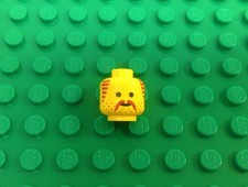 LEGO 1990s Pirates Minifigure Imperial Guard Admiral Head 3626pb0096 6271 6277