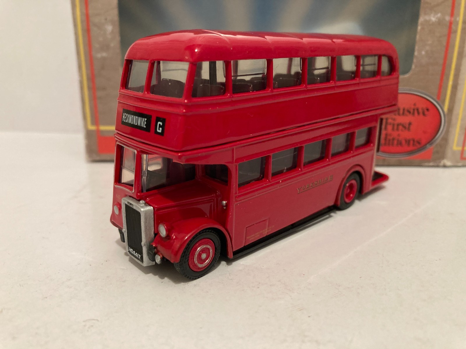 EFE 16134 Leyland PD2 Yorkshire Woollen 1/76 scale boxed free post