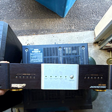 Monster Power HTS 2600 Rack Mount Power Condi...
