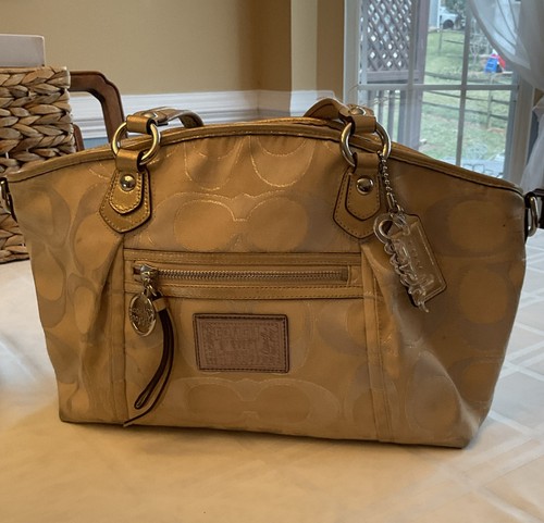 Coach Poppy Signature Beige Tan Metallic C Gold Canvas Shoulder Bag Pink Lining - Picture 2 of 17