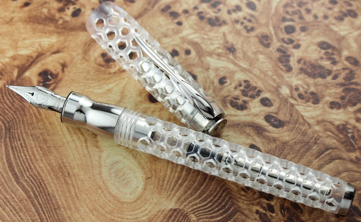 Pineider Honeycomb Demonstrator Limited Edition Fountain Pen | eBay
