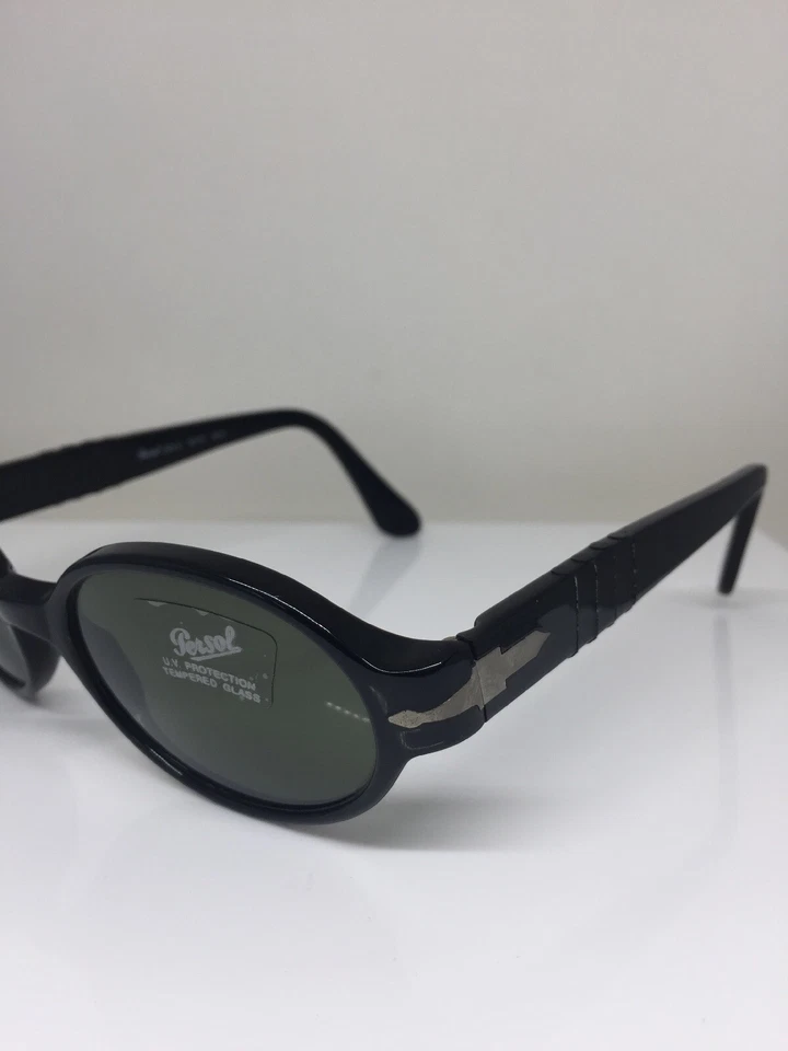 New Persol 2526 Sunglasses PE 2526-S C. 95/31 Shiny Black with G15 Green Lenses - Image 3 of 4