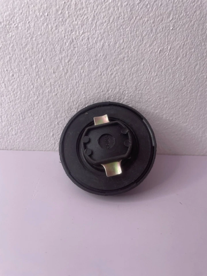 Puertas tapa llenado aceite motor 31279 aptas para Toyota Foto 2 de 3