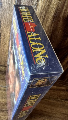 Home Alone (VHS, 1997) Tape Factory Sealed FOX Video Watermarks NEW NOS - Picture 2 of 6