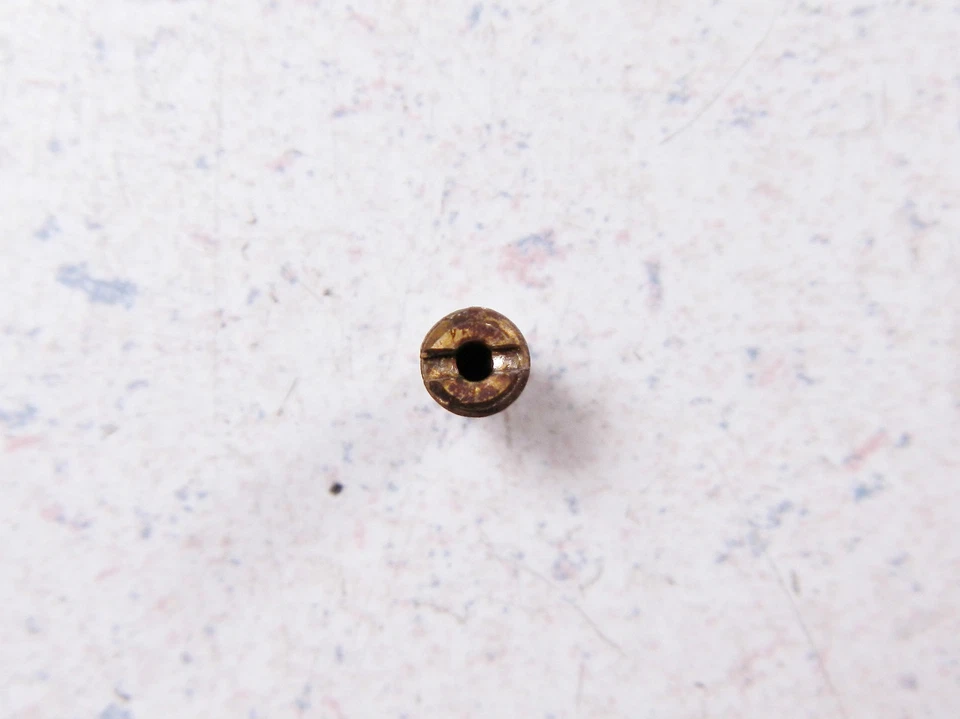 1974 YAMAHA RD60 CARBURETOR  PILOT SLOW JET #20 - Image 3 of 4