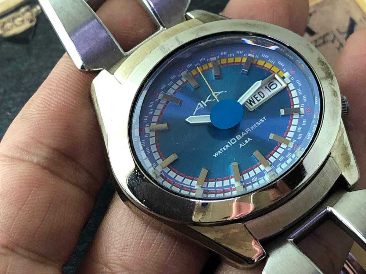 ②SEIKO ALBA AKA V743-5A10 ライトブルー電池新品交換済み ②SEIKO ALBA AKA V743-5A10 ライトブルー電池新品交換済み