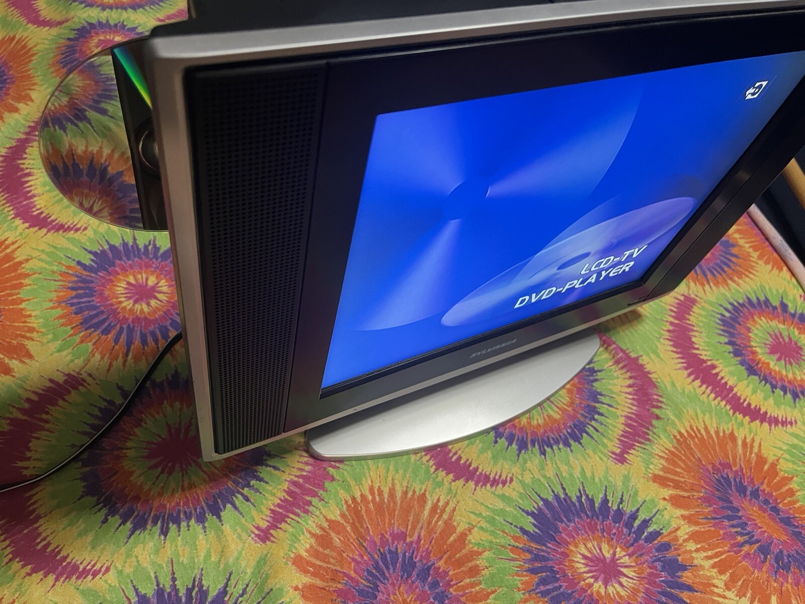 Sylvania LD155SC8 LCD TV/DVD Combo 15" Flatscreen HDTV Working w/ RCA cord eBay