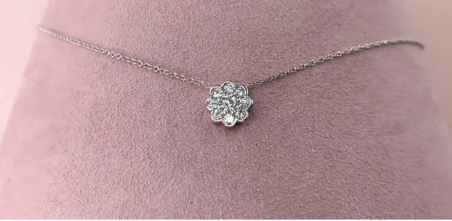 14K White Flower Diamond Pendant Cluster Necklace Womens Bezel Set 0.50 CT Round - Изображение 3 из 4