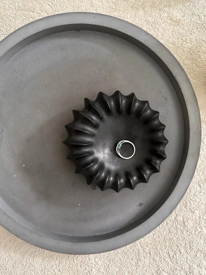 Hormigón Hecho a Mano Joyería Moderna Anillo Niña Personal Soporte Plato Regalo Único Foto 2 de 4