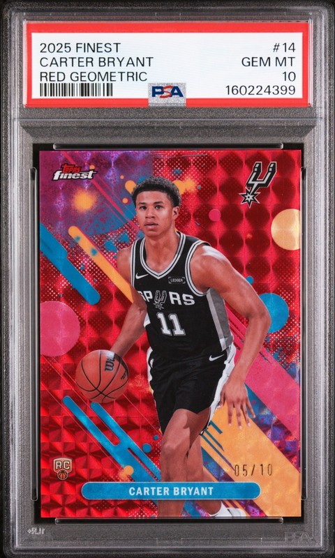4399 Carter Bryant 2025 Topps Finest #14 Red Geometric Refractor RC /10 PSA 10