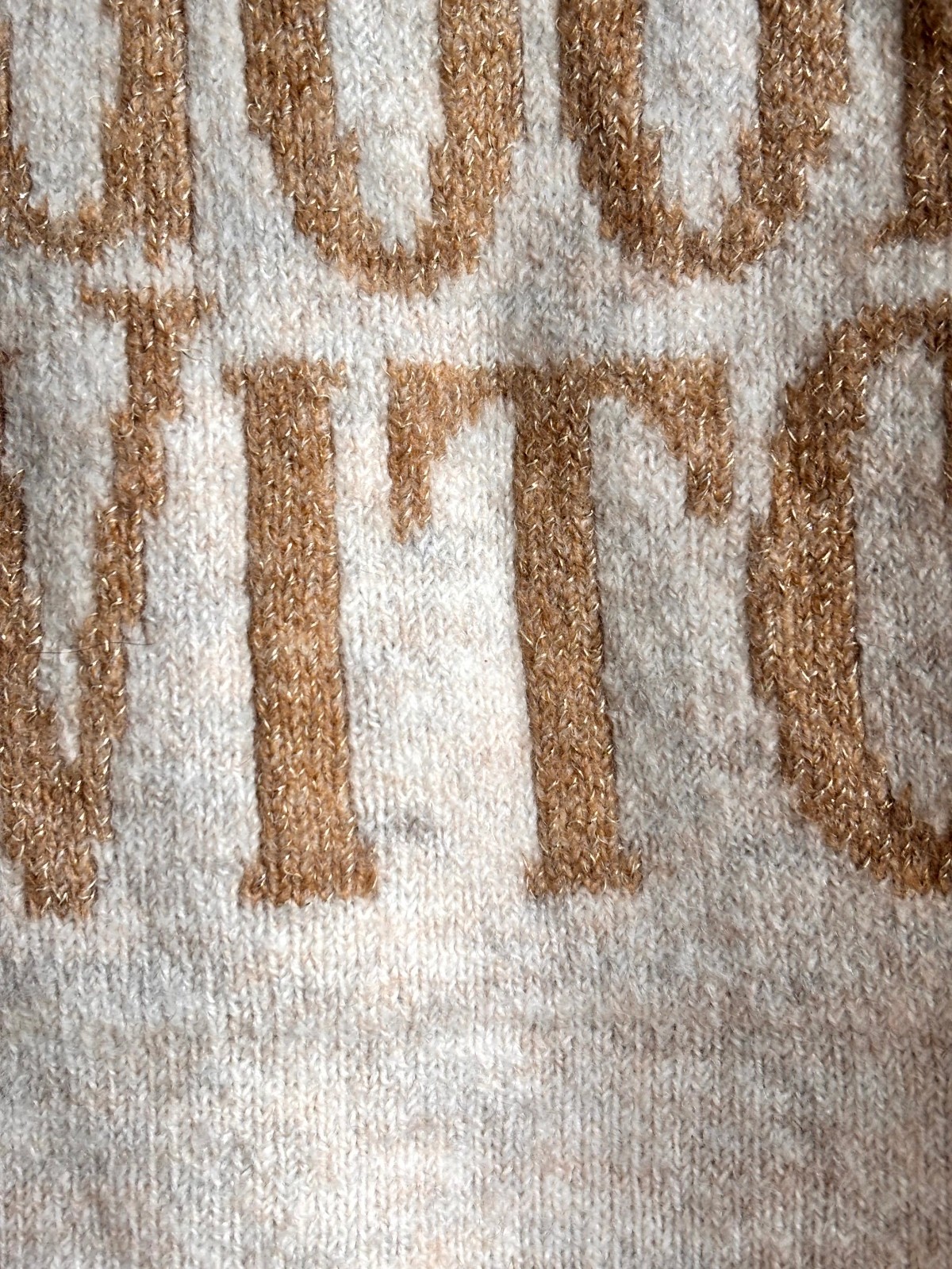 Picture 3 of 9