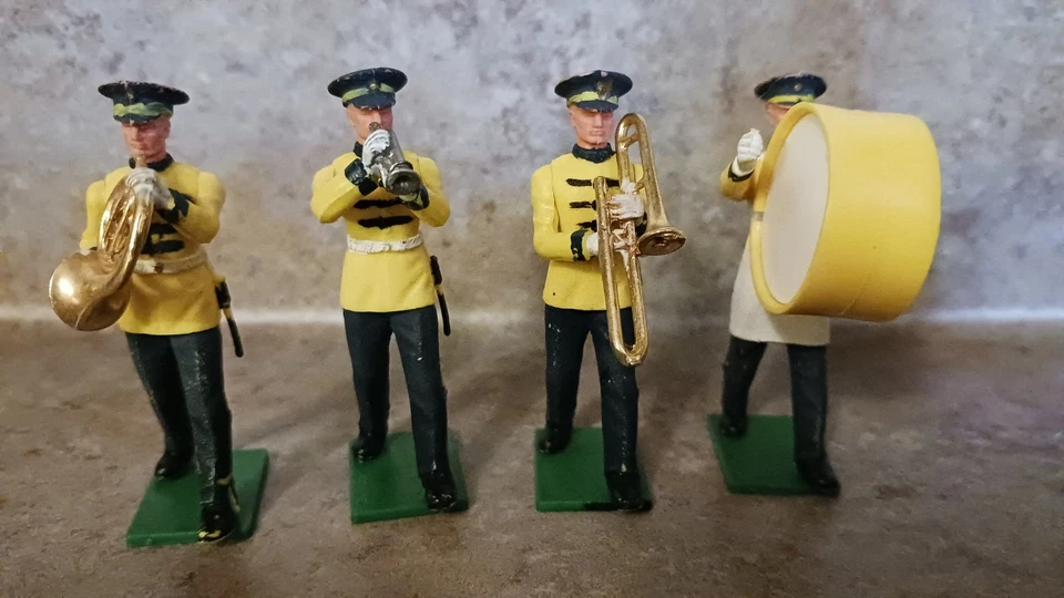 Gran Bretaña LTD Ejército de los Estados Unidos Banda Juguete Soldados Y Tropa Británica de Guardia en Vivo! Foto 3 de 4