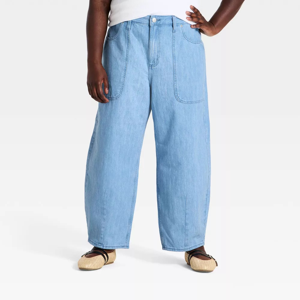 Women High-Rise Easy Barrel Leg Jeans - Universal Thread™ Blue 17