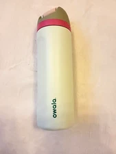 Owala FreeSip 24oz Sage / Shelled Pistachio Insulated Bottle