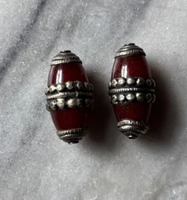 2pcs Hand Made Carnelian Tibetan Silver  Capped and Banded Beads 35x26mm CC54