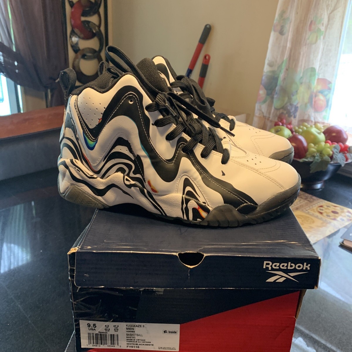 reebok kamikaze peace day