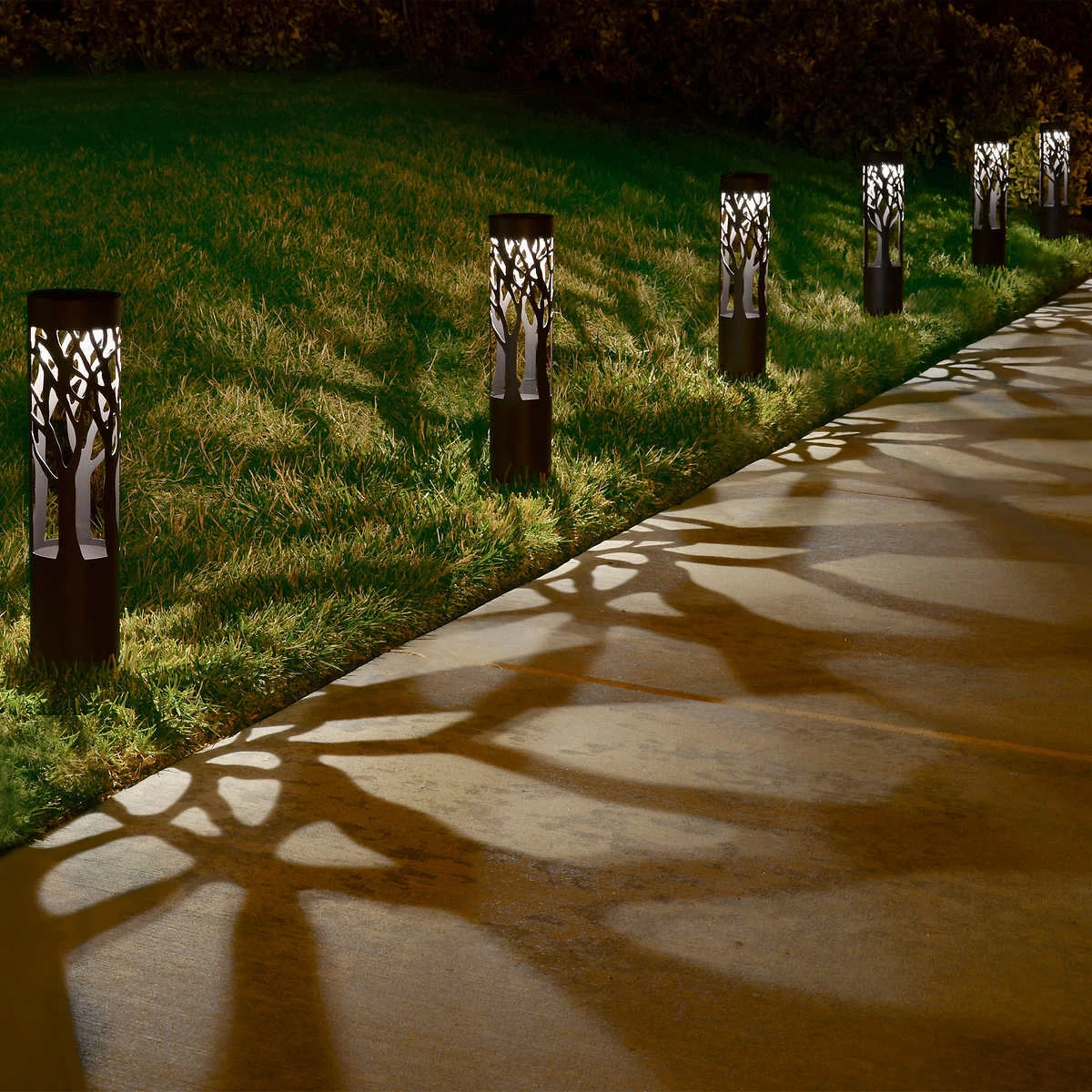 Tommy bahama solar led bollard lights deals