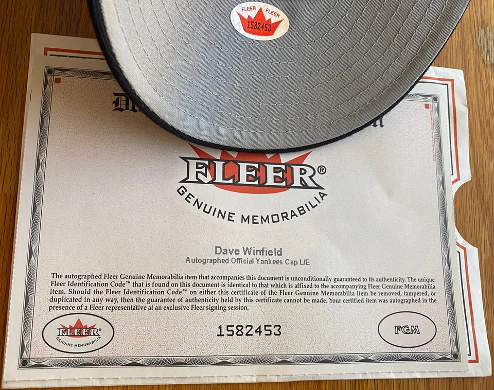 2001 FLEERHERITAGE HOF DAVE WINFIELD С АВТОГРАФОМ КЕПКА NY YANKEES ШЛЯПА С FLEER СЕРТИФИКАТ ПОДЛИННОСТИ - Изображение 2 из 4