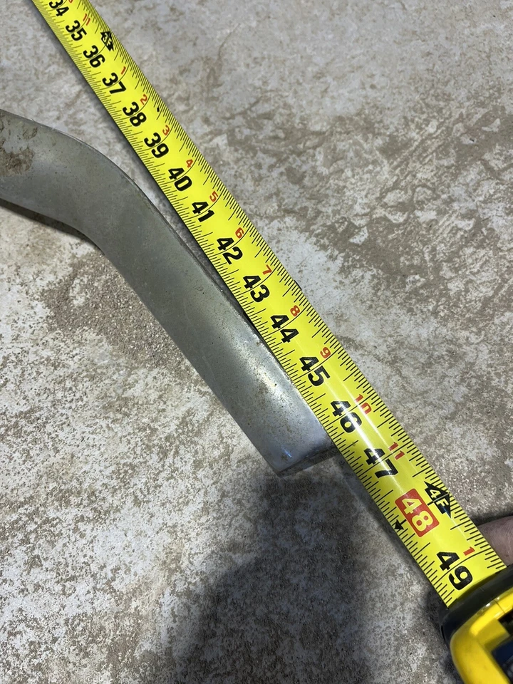 55 Cadillac 1955 capó delantero moldura escudo borde delantero rejilla OEM 56 Foto 3 de 4