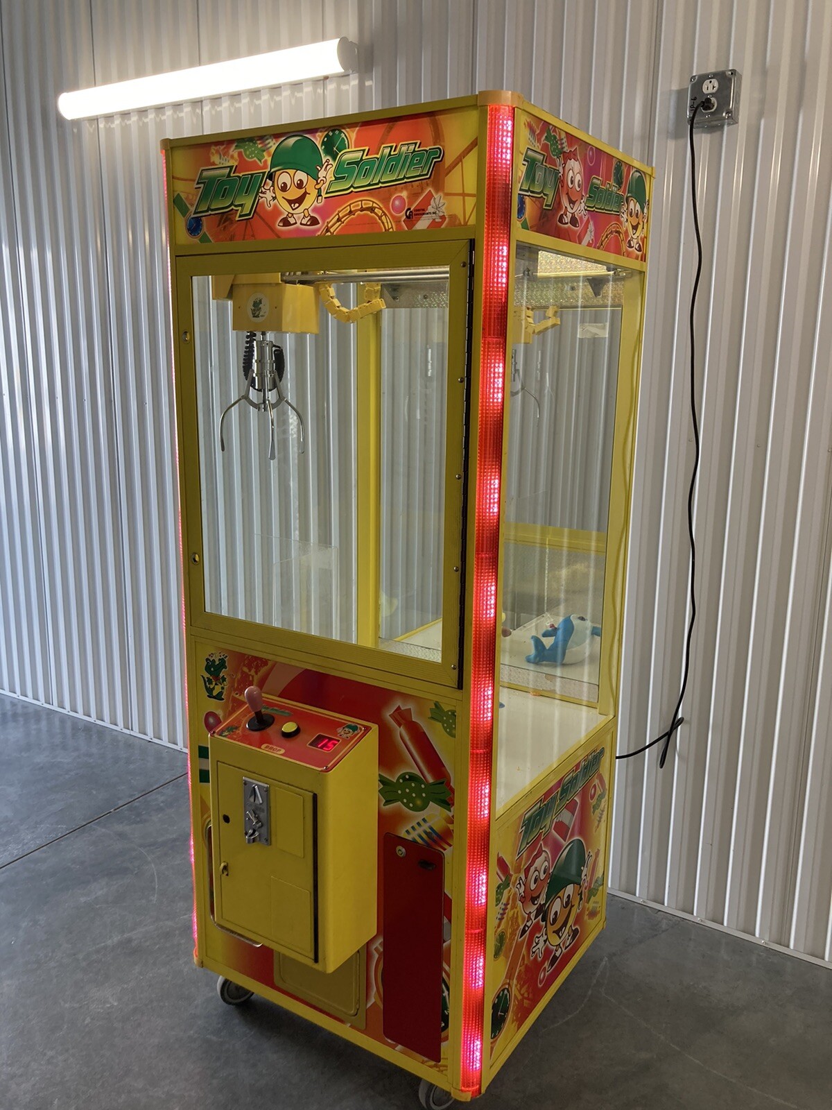 31” Toy Soldier Claw Machine Crane Arcade Game 8! Shipping