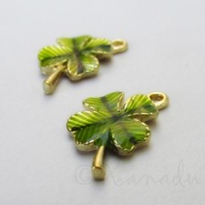 Green Four Leaf Clover Charms 18mm Gold Plated Pendants C0972 - 2, 5 Or 10PCs