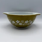 Vintage Pyrex 442 Spring Blossom Green Crazy Daisy Cinderella Mixing Bowl 1.5 QT
