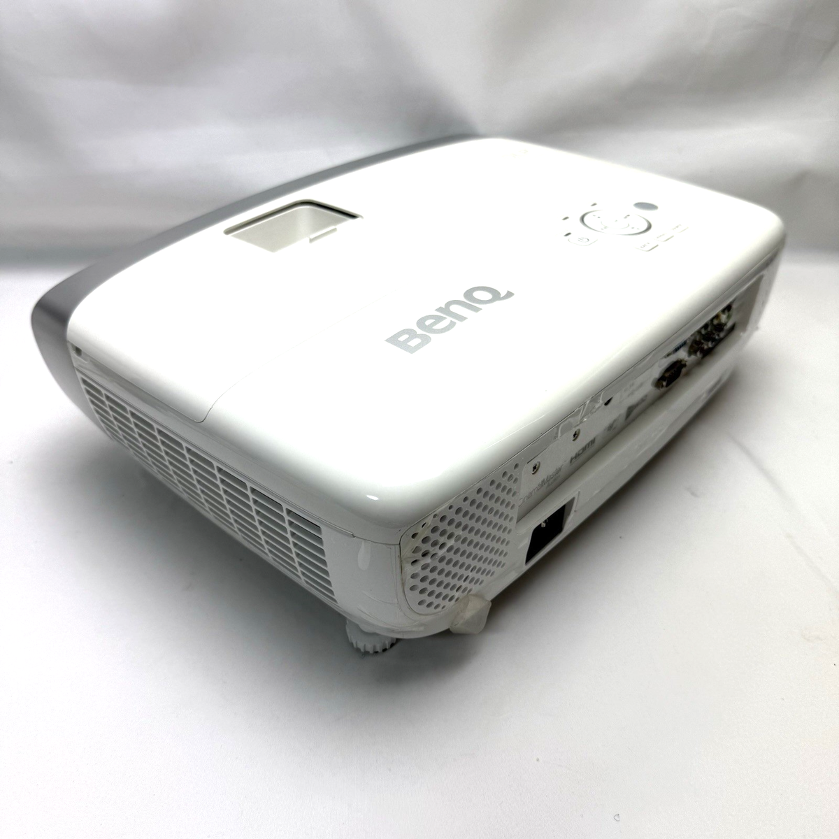 BenQ Projector HT2050 Home Theater DLP Full HD 2200lm 100V w