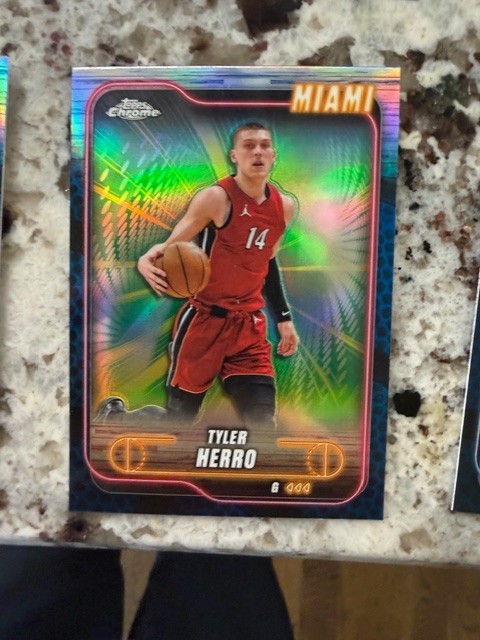 2024-25 TOPPS CHROME BLUE REFRACTOR MIAMI HEAT TYLER HERRO #79