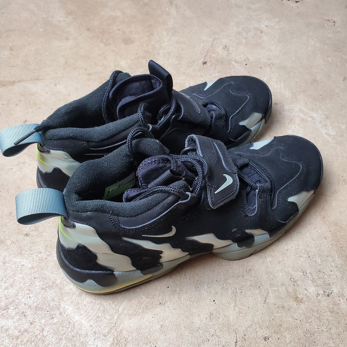 Nike Air DT Max 96 Deion Sanders Shoes Mens 10.5 Black Mica Green