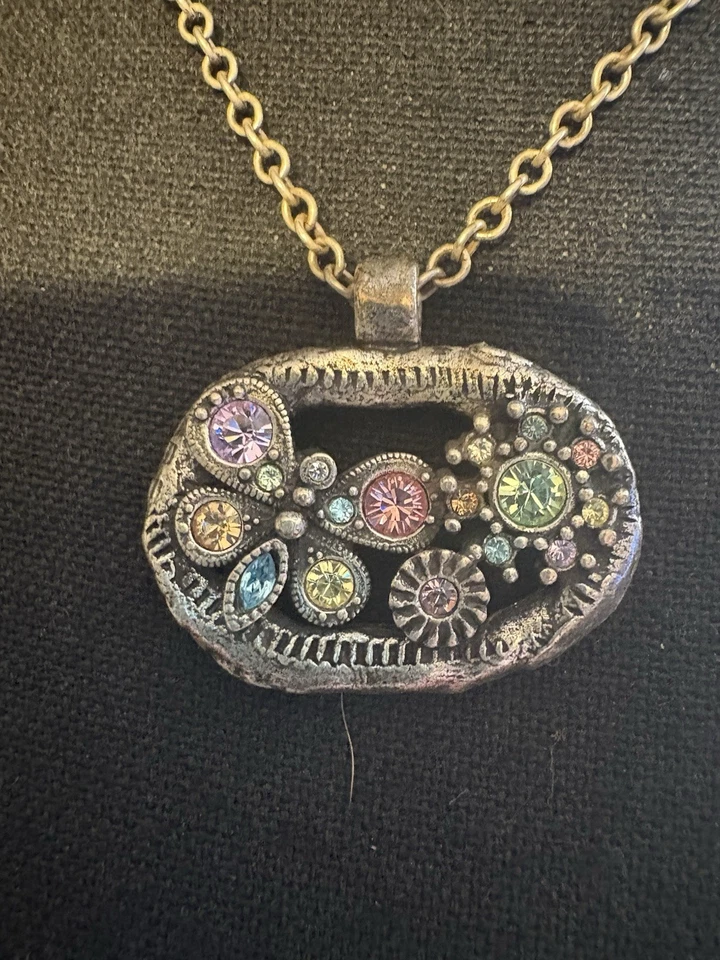 ✨ Collar Patricia Locke - Colgante de piedras preciosas multicolores diseño artesanal Foto 2 de 4