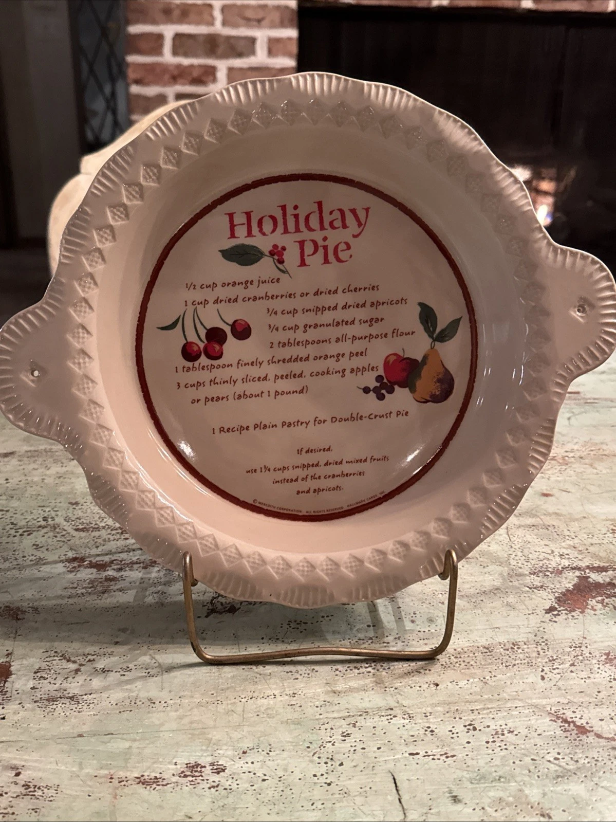 Hallmark Ceramic Pie Pan Holiday Pie Cranberries Apricots Cherries Orange Juice